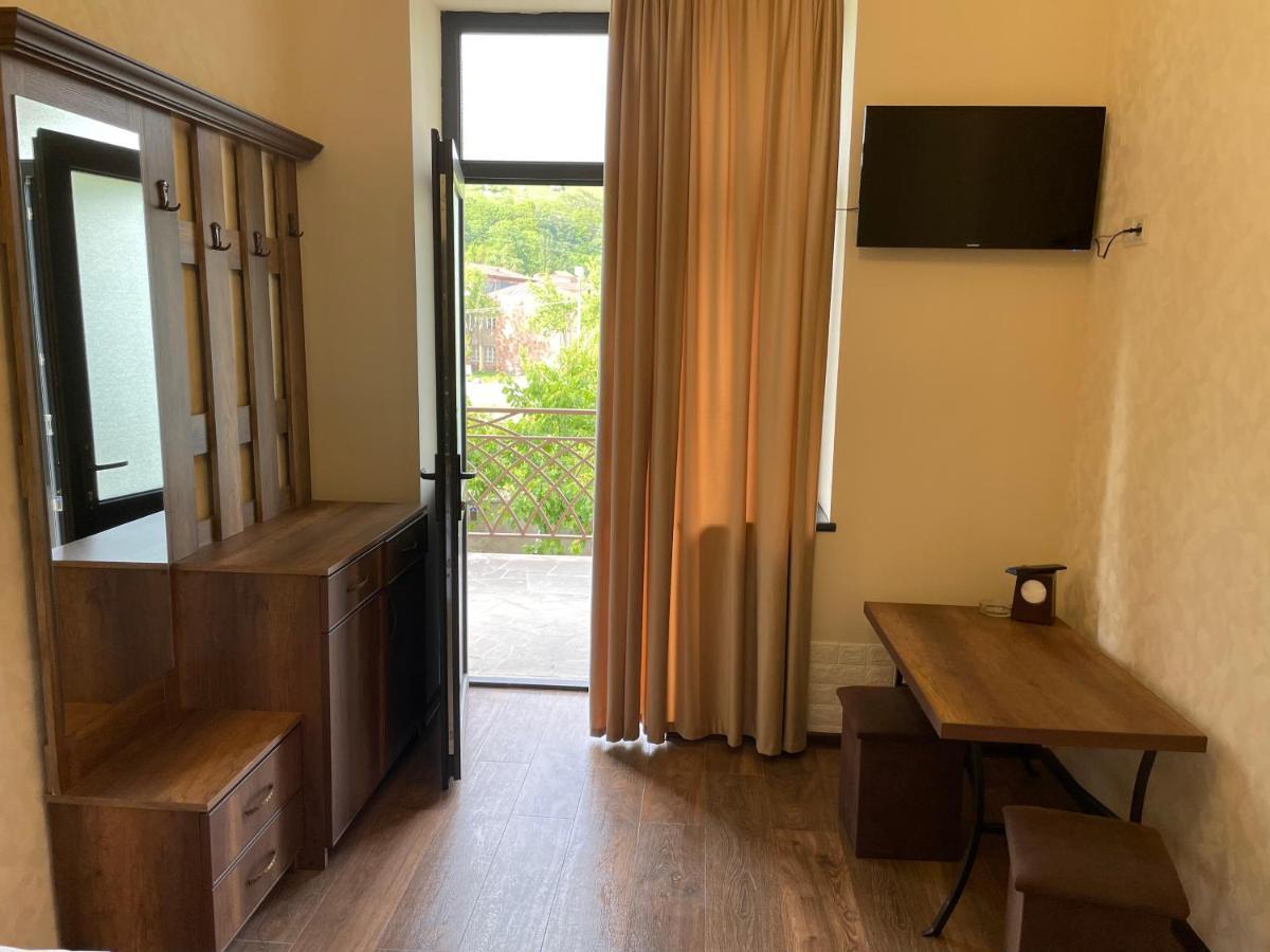 Yolyans Hotel غوريس المظهر الخارجي الصورة