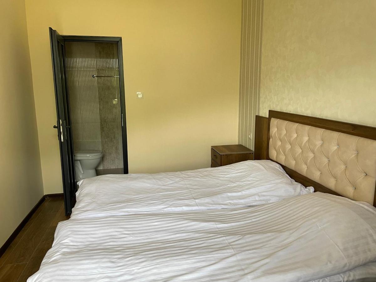 Yolyans Hotel غوريس المظهر الخارجي الصورة